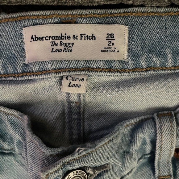 NWT Abercrombie & Fitch Jeans - Picture 2 of 3